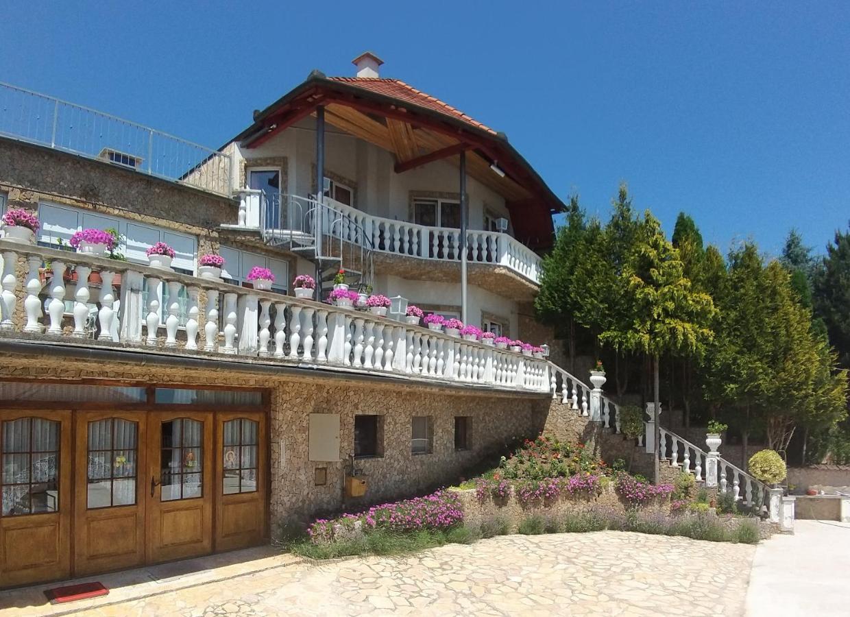 Heviz Kristaly Apartman Exterior foto